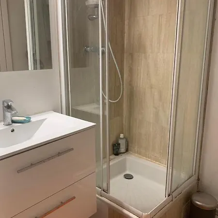 Homestay Privees - Seine & Louvre In The Connected Heart Of