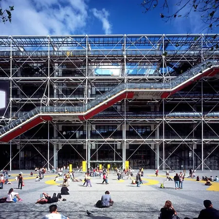Privees - Seine & Louvre In The Connected Heart Of